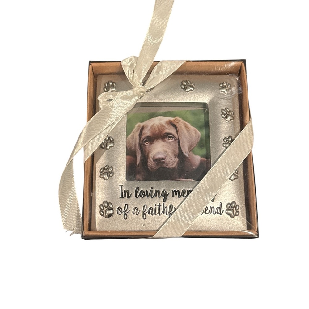 Pet Memorial Picture Frame “In Loving Memory of a Faithful Friend”